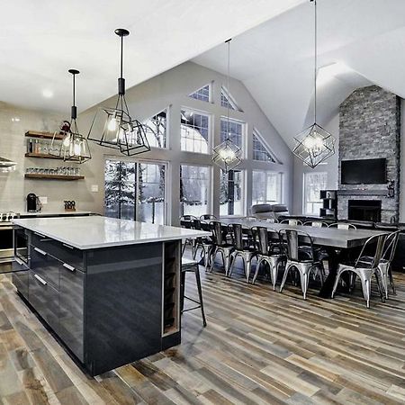 Chalet 06 Chemin Blanc By Les Chalets Alpins Stoneham Bagian luar foto