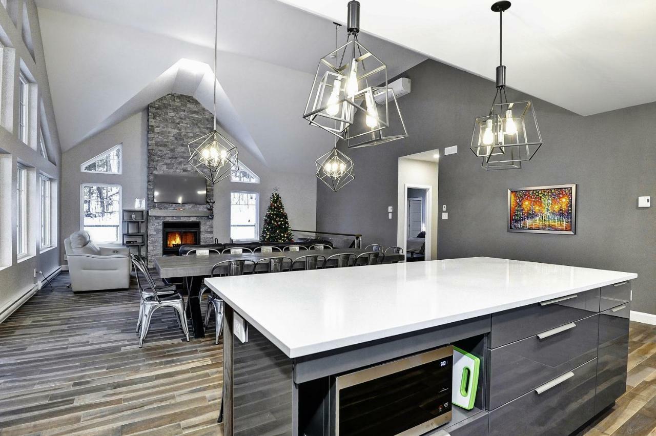 Chalet 06 Chemin Blanc By Les Chalets Alpins Stoneham Bagian luar foto