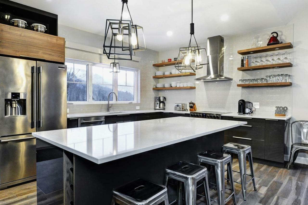 Chalet 06 Chemin Blanc By Les Chalets Alpins Stoneham Bagian luar foto